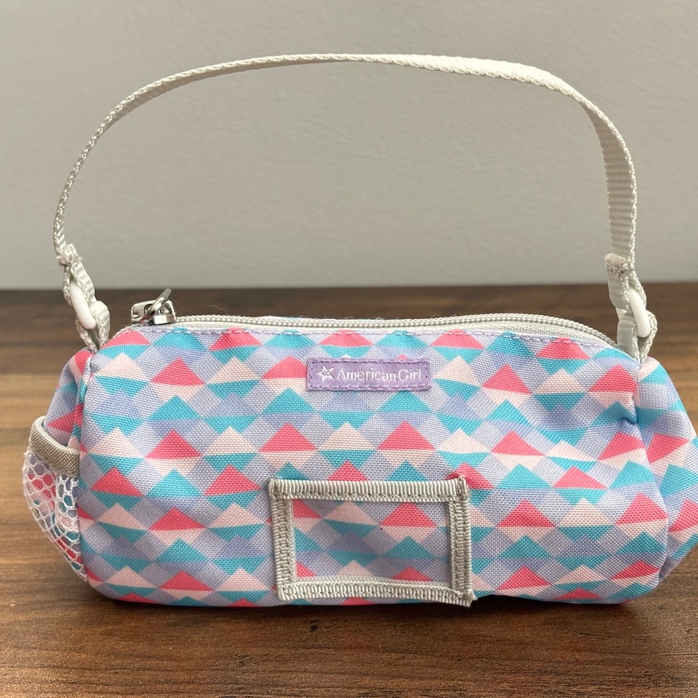 AMERICAN GIRL ~ Truly Me Packed with Power DUFFEL BAG Sports for 18" Dolls 2021